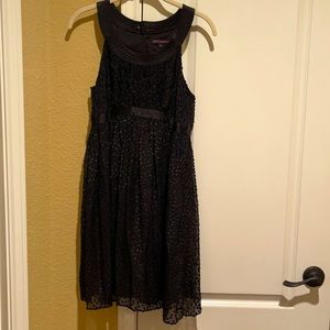 Perfect Little Black dress / Betsy Johnson.   Check out flattering neck-arm cut.